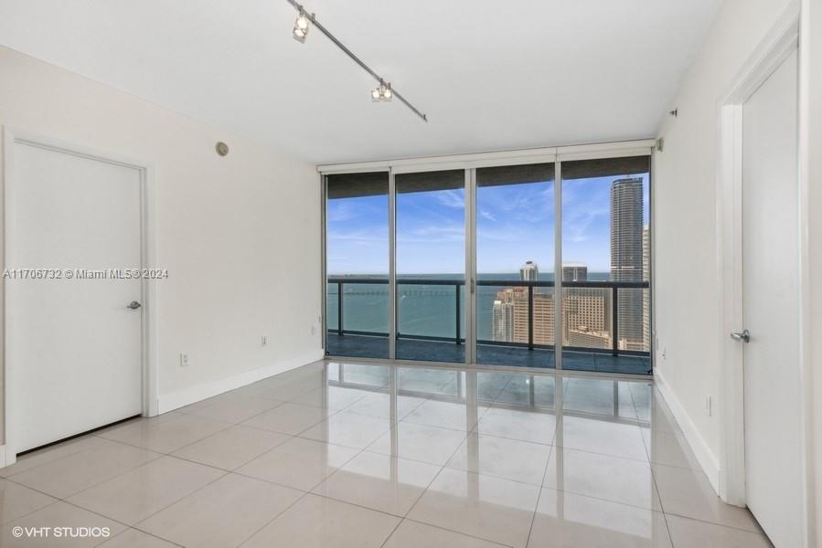 495 Brickell Ave #4605, Miami FL 33131
