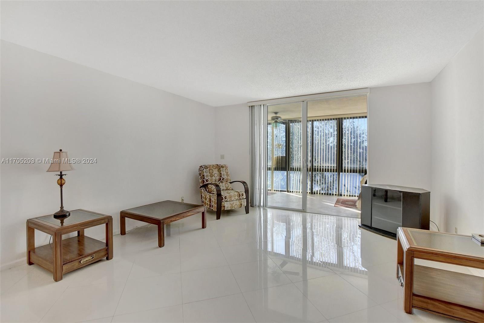 7300 Lake Cir Dr #401, Margate, Florida image 8