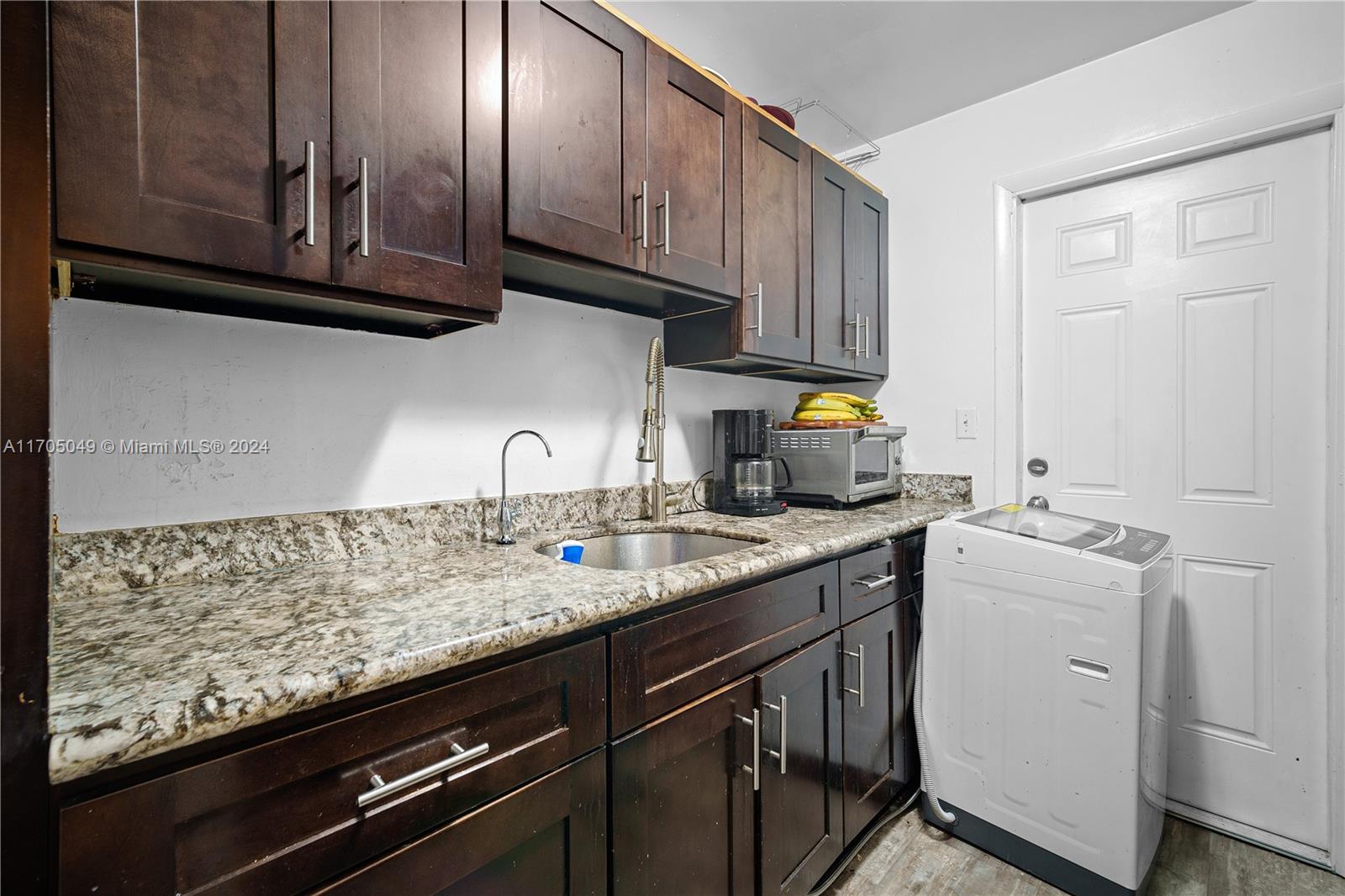 1450 NE 170th St #202, North Miami Beach, Florida image 13