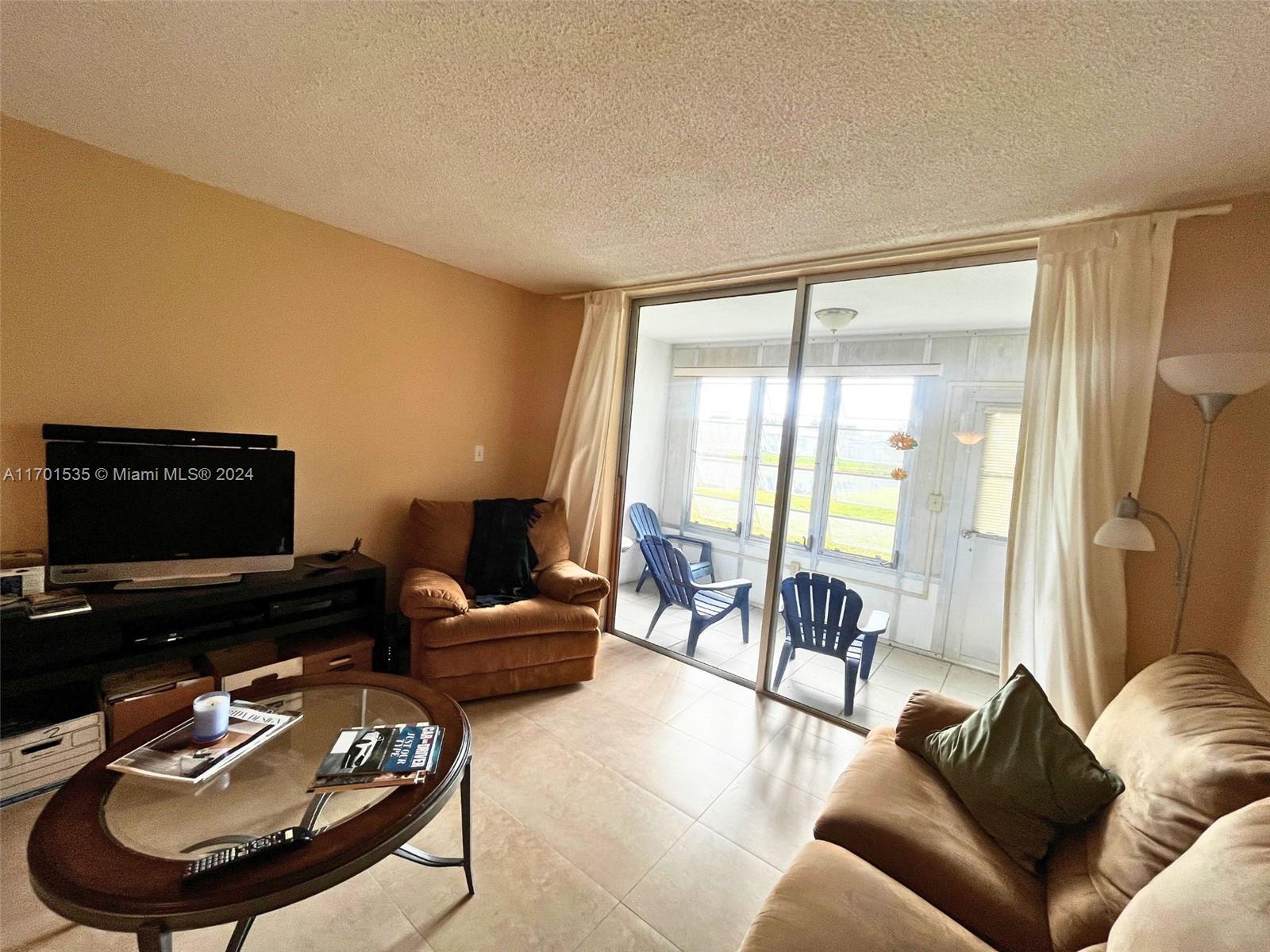 8135 Sunrise Lakes Blvd #105, Sunrise, Florida image 8