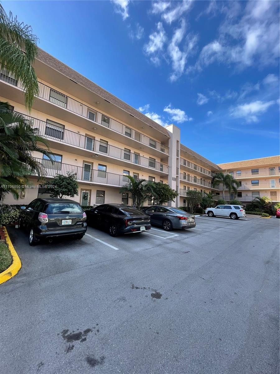 2711 NW 104th Ave #406, Sunrise, Florida image 2