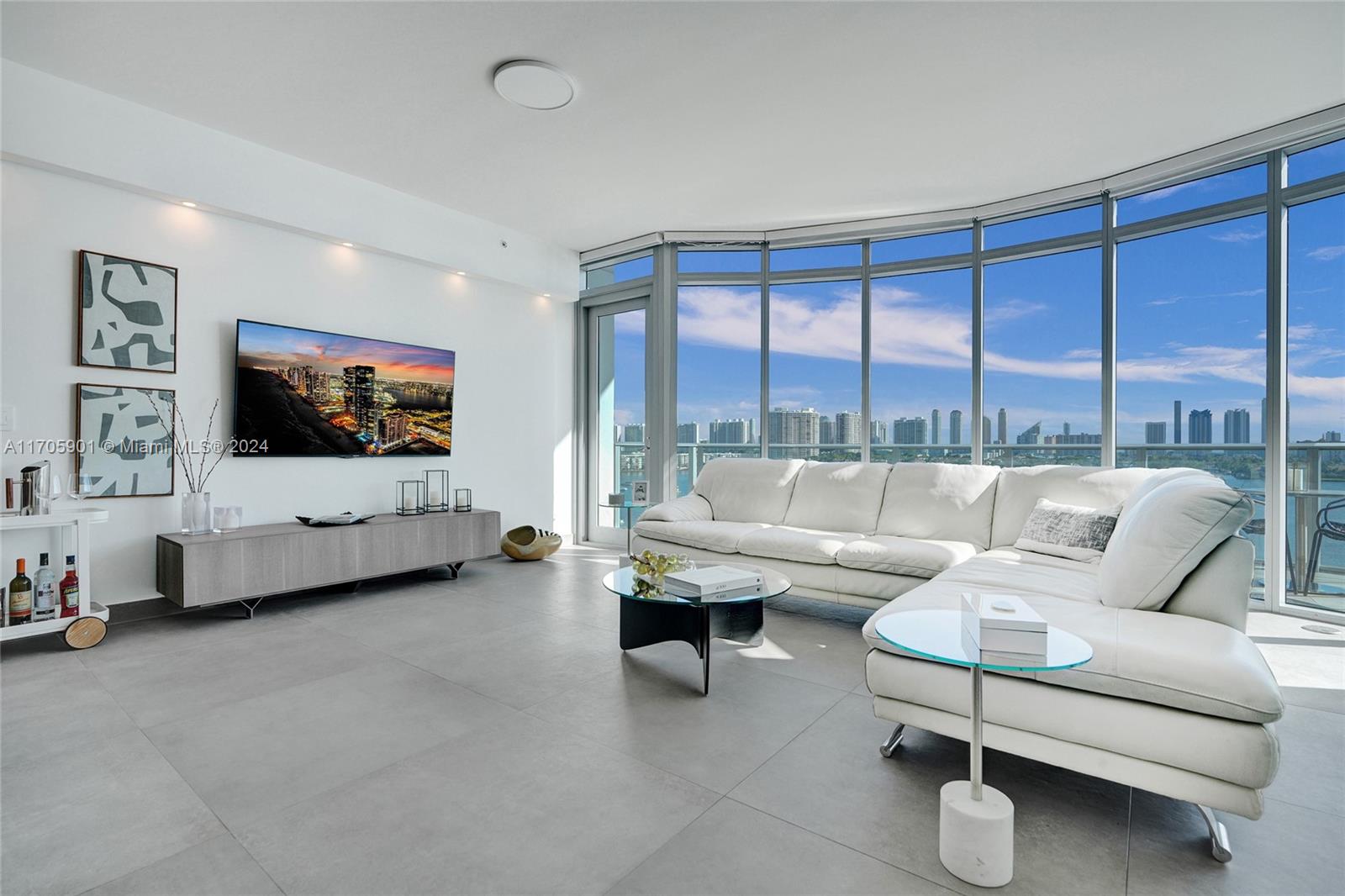 17111 Biscayne Blvd #811, North Miami Beach, Florida image 7