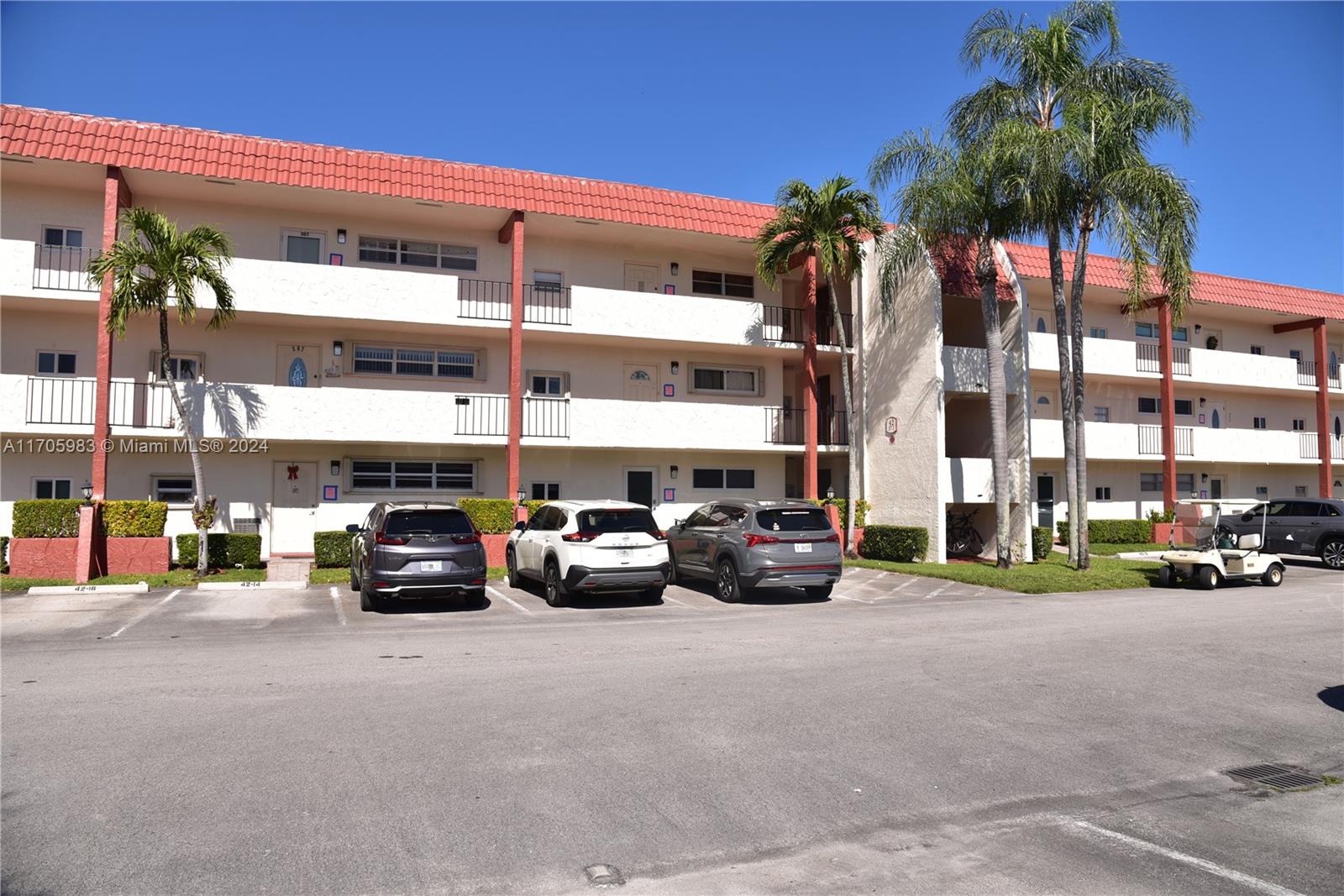 371 S Hollybrook Dr #310, Pembroke Pines, Florida image 2