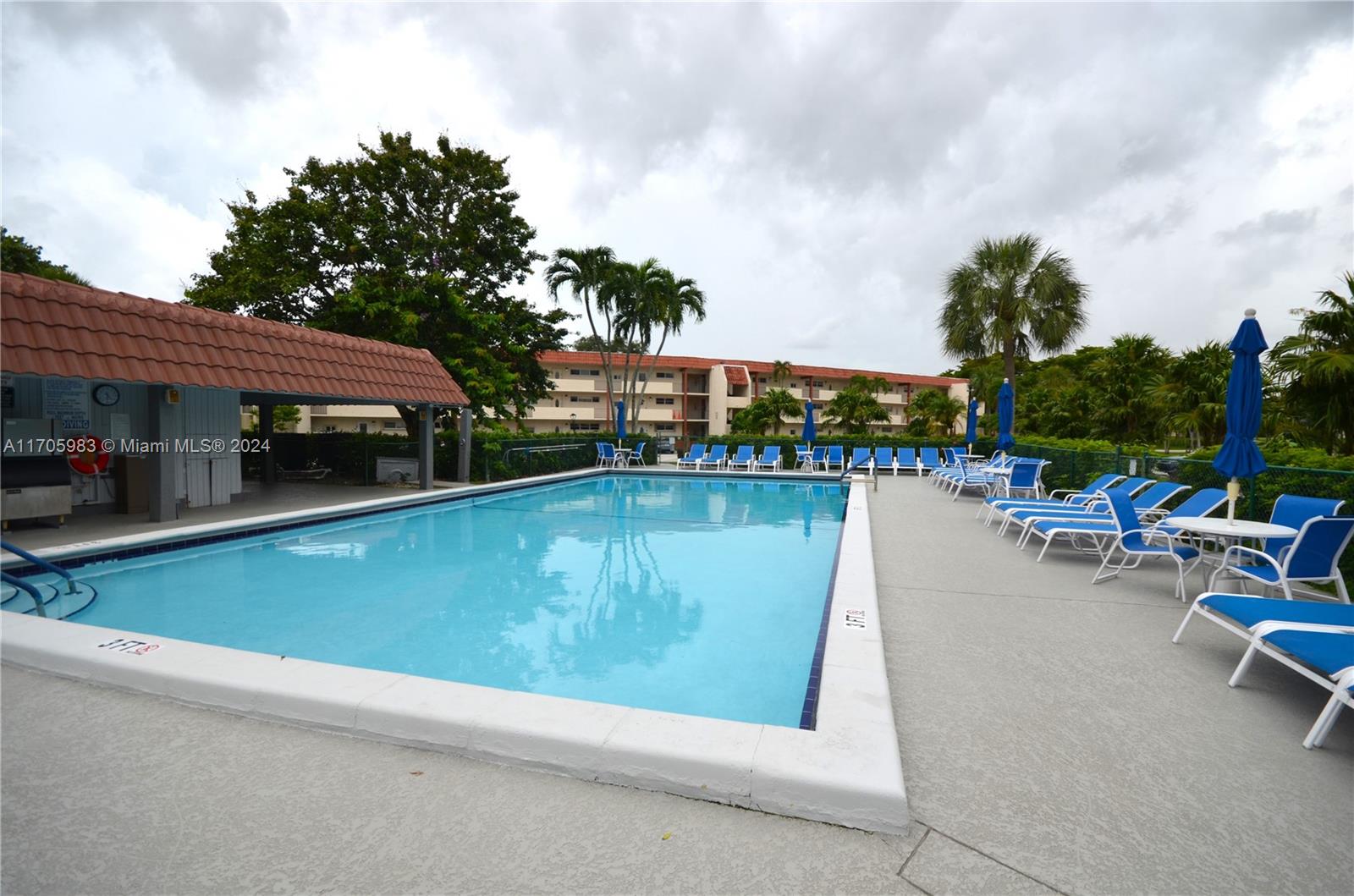 371 S Hollybrook Dr #310, Pembroke Pines, Florida image 22