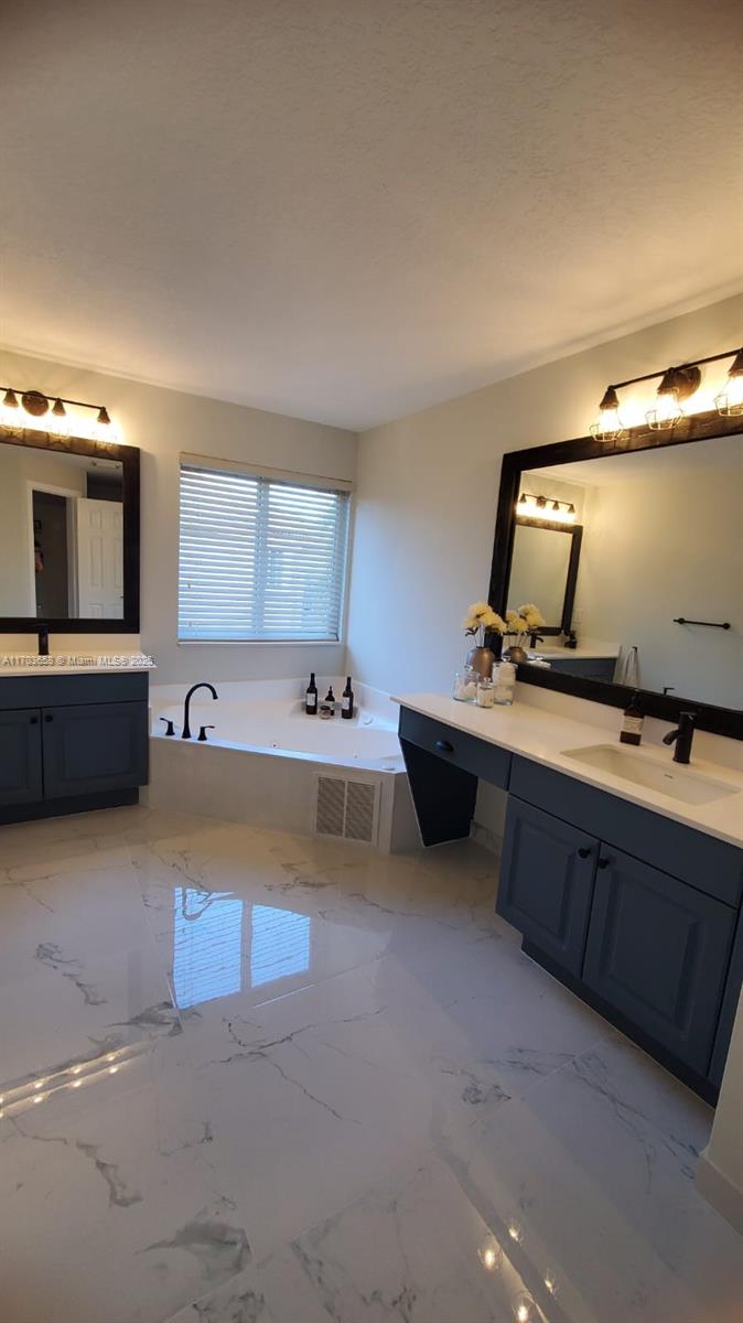 857 Vanda Ter, Weston, Florida image 24