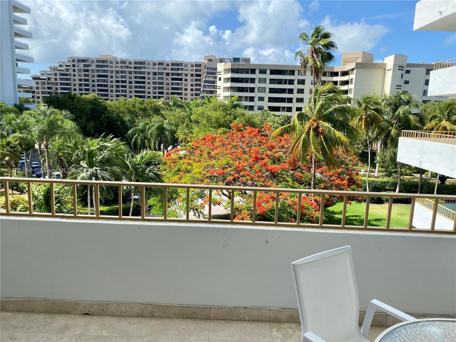 155 OCEAN LANE DRIVE #411, Key Biscayne FL 33149
