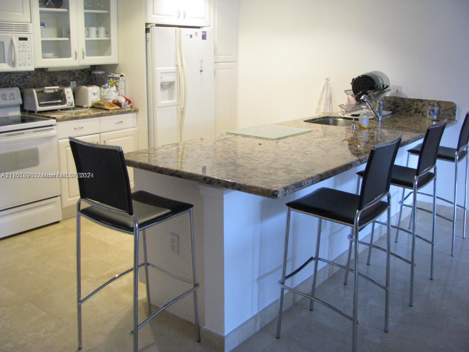155 OCEAN LANE DRIVE #411, Key Biscayne FL 33149