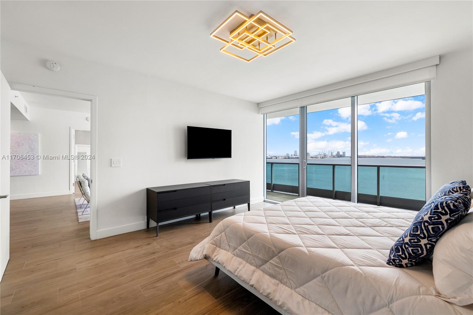 1331 Brickell Bay Dr #1203, Miami FL 33131