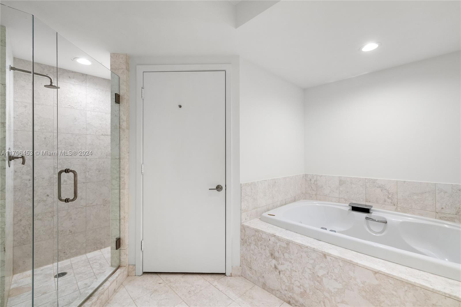 1331 Brickell Bay Dr #1203, Miami FL 33131