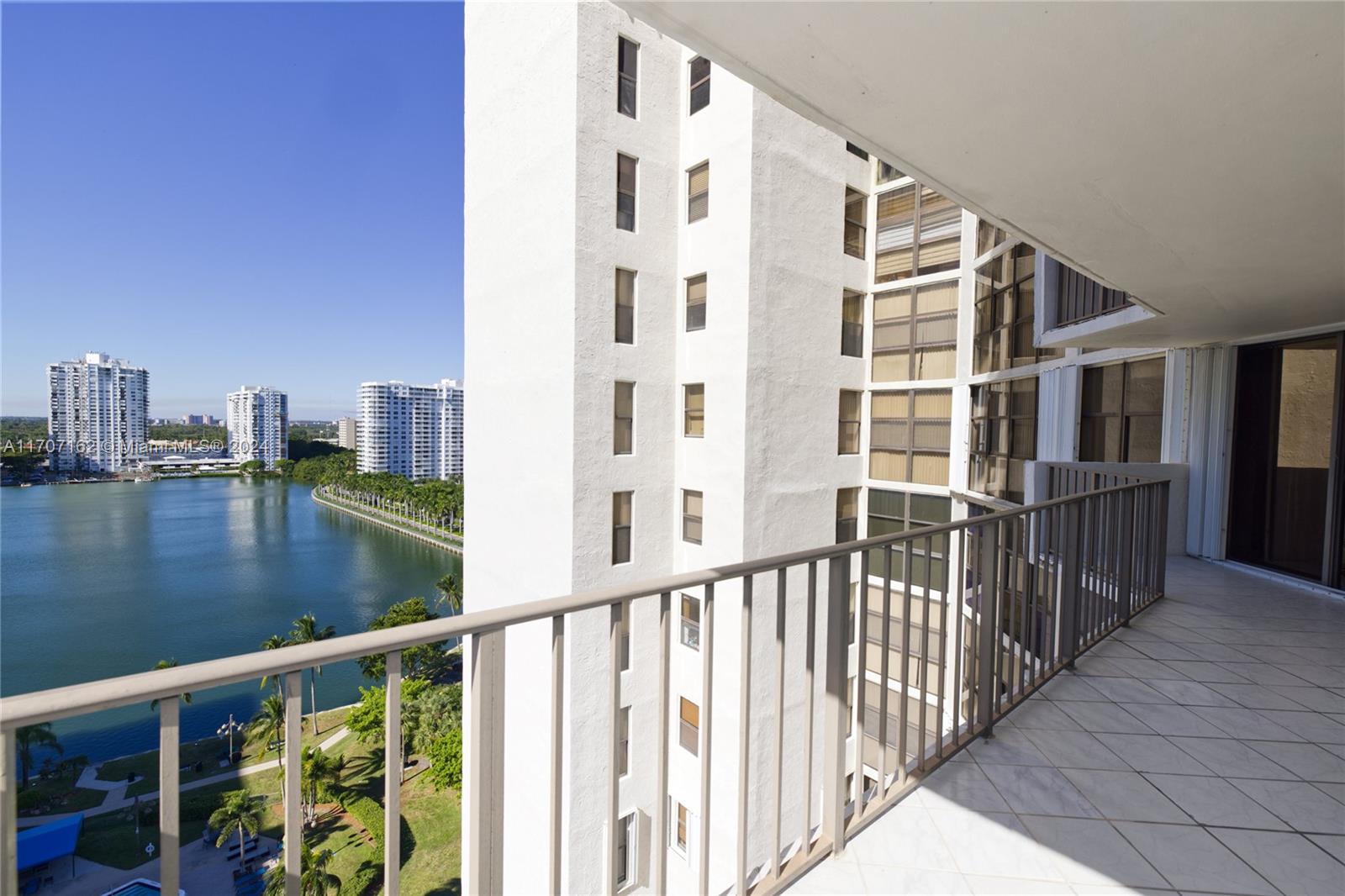 18181 NE 31st Ct #1609, Aventura, Florida image 17