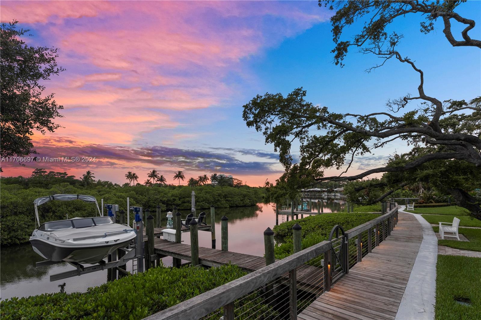 310 Inlet Waters Cir, Jupiter, Florida image 2