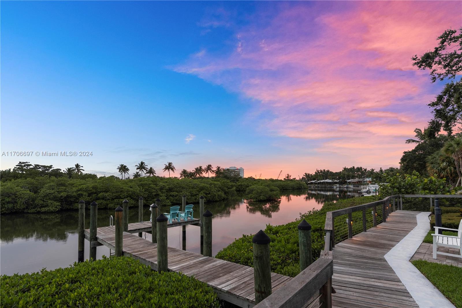 310 Inlet Waters Cir, Jupiter, Florida image 38