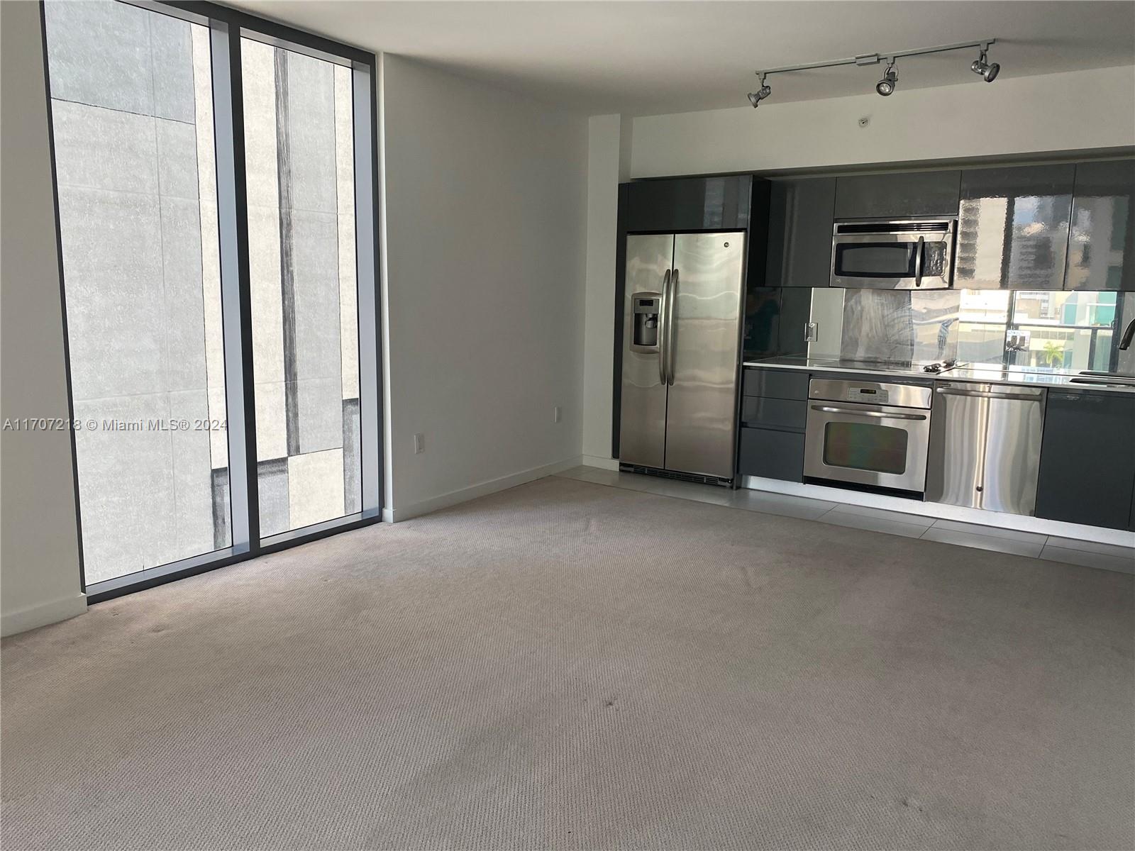 31 SE 6TH STREET #808, Miami FL 33131