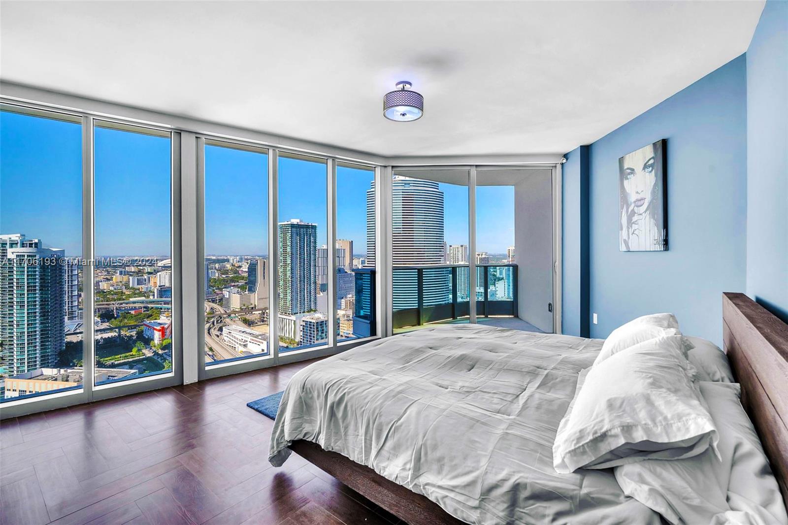 Listing Photo 11