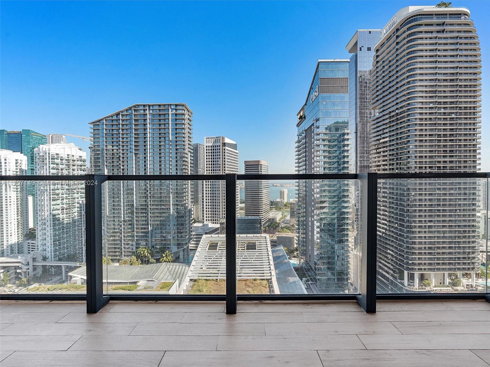 88 SW 7th St #2709, Miami FL 33130