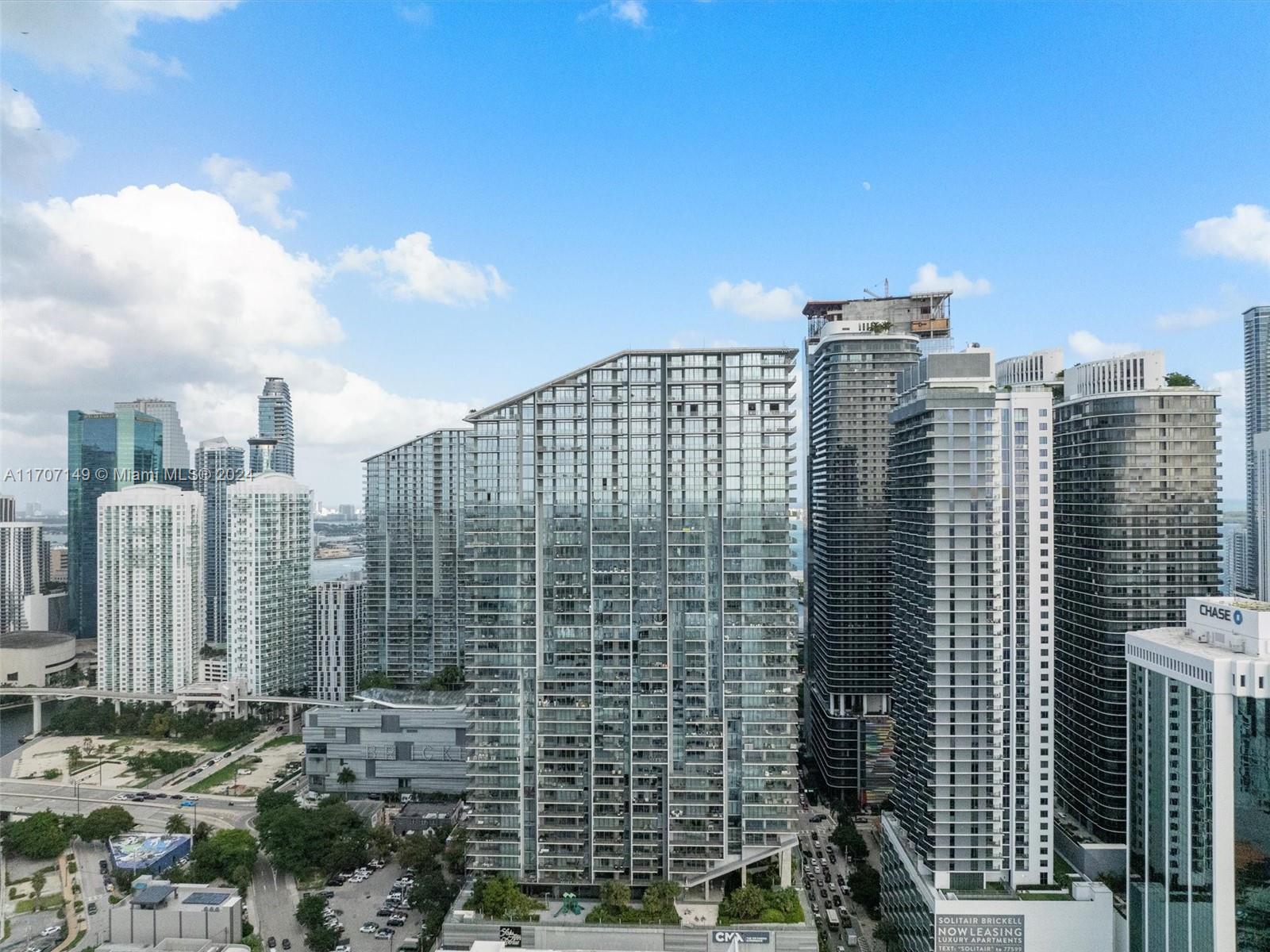88 SW 7th St #2709, Miami FL 33130