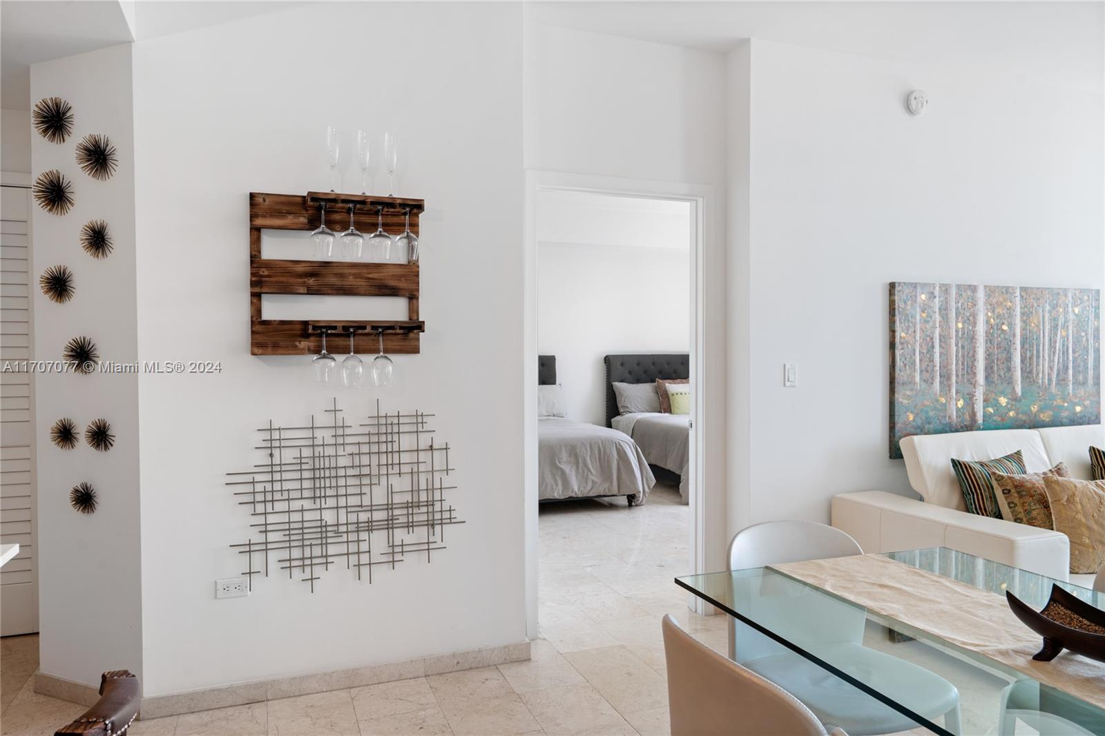 88 SW 7th St #3403, Miami FL 33130