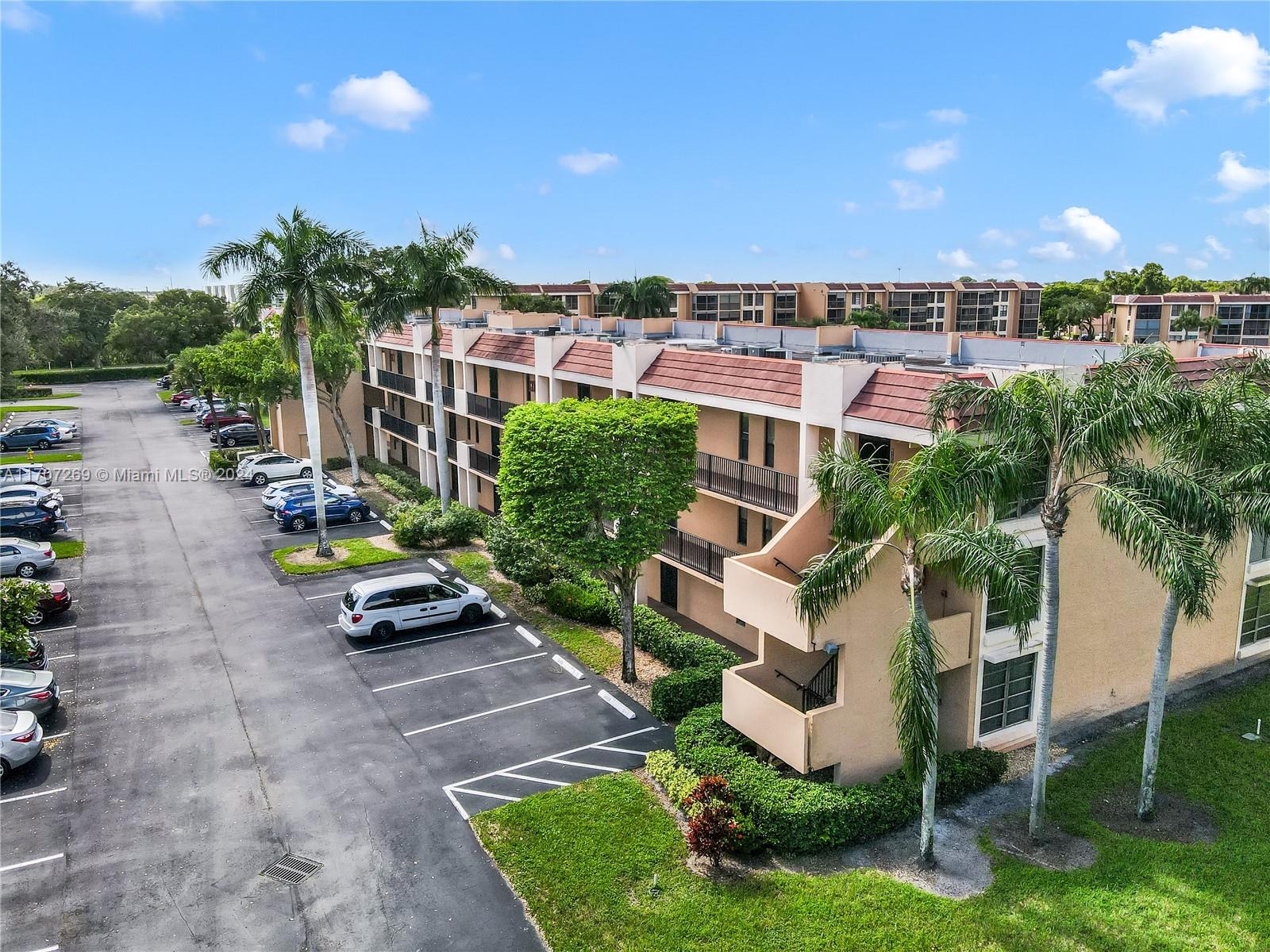 6106 Coral Lake Dr #106, Margate, Florida image 27