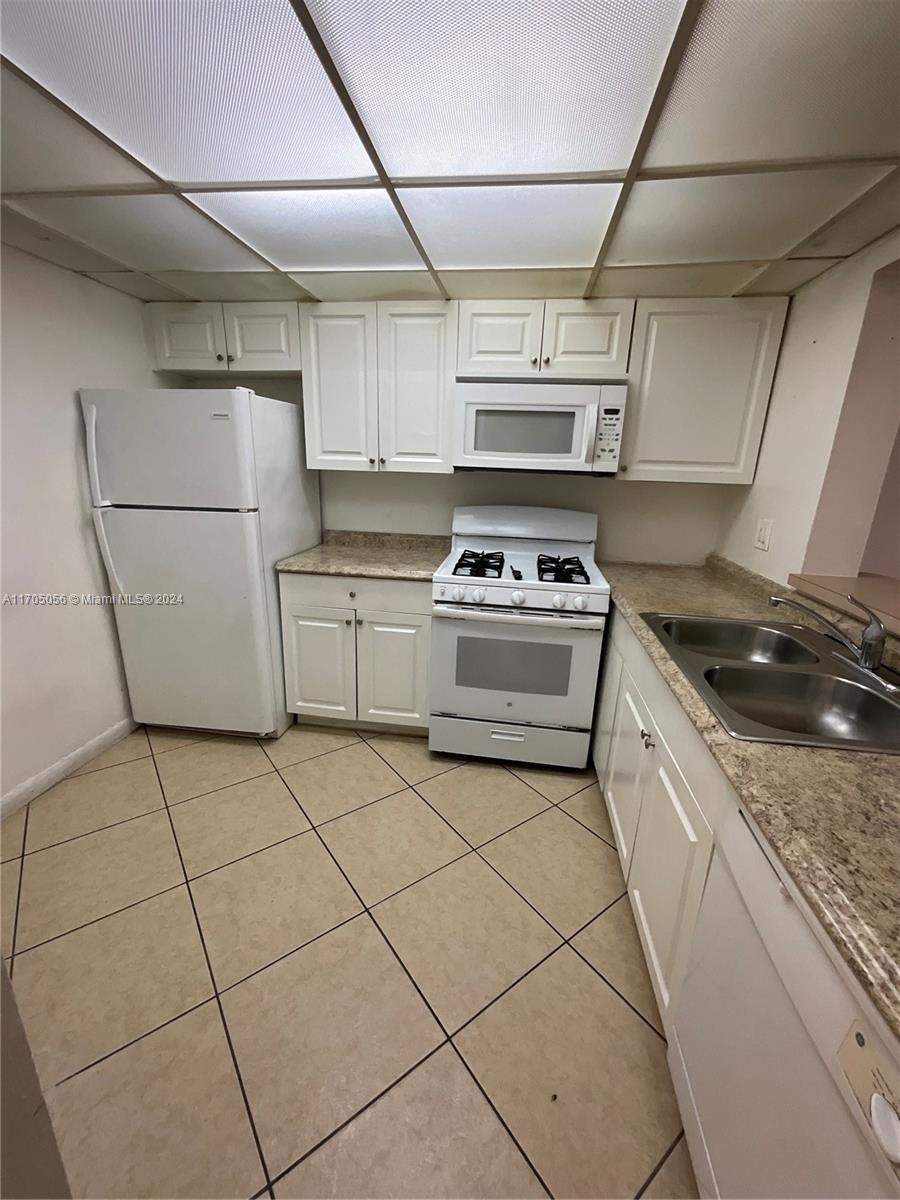 Property photo # 4