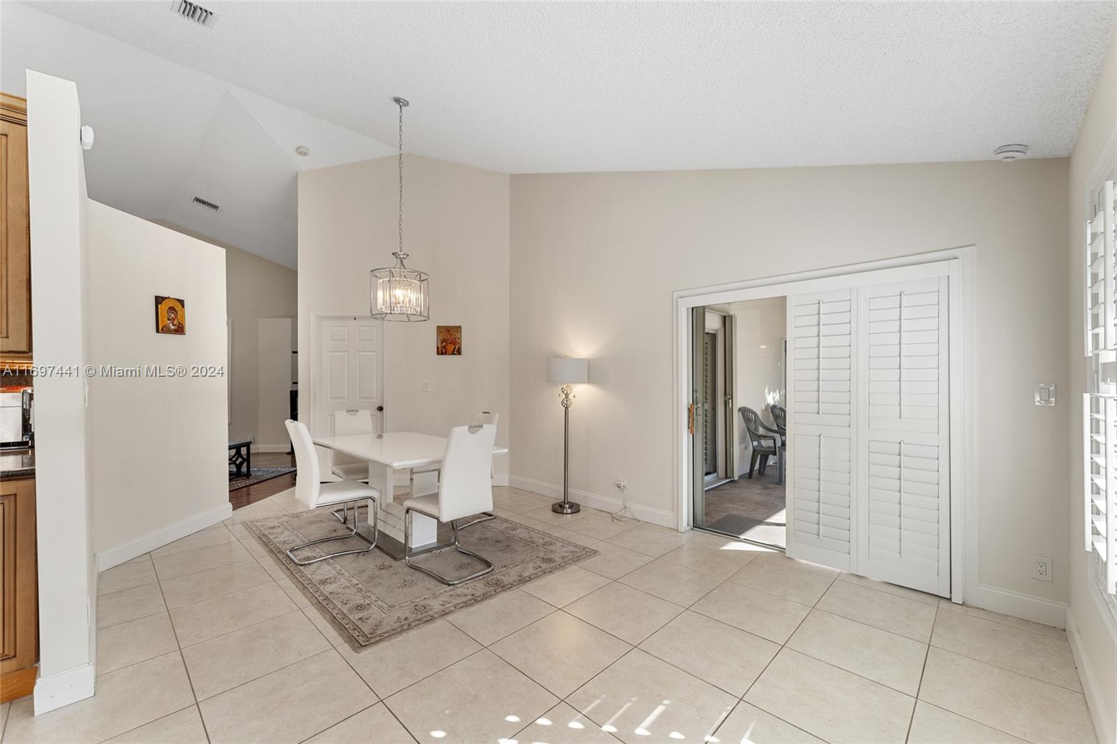 Residential, Coral Springs, Florida image 13