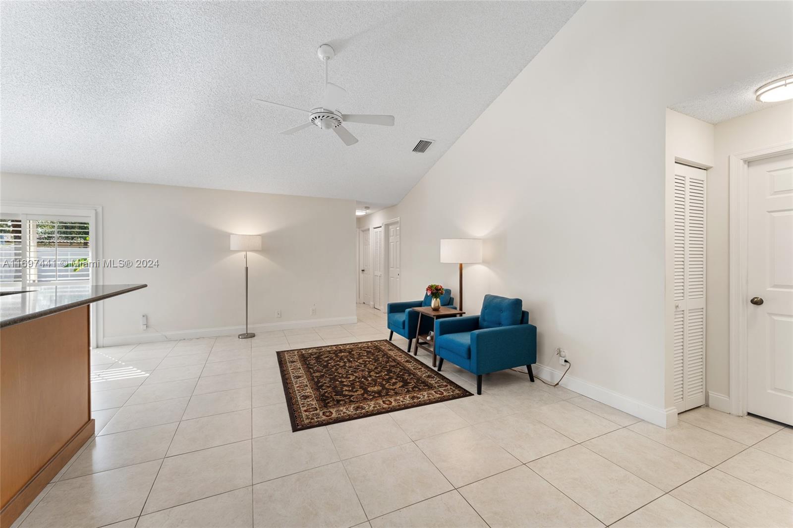 Residential, Coral Springs, Florida image 17