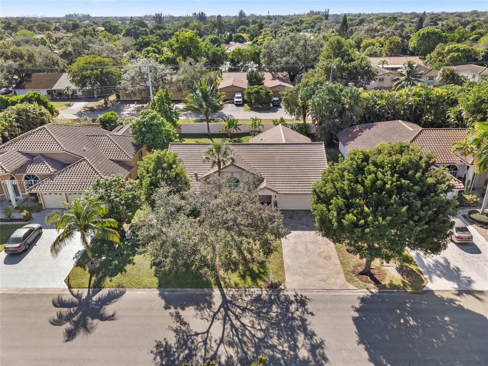 Residential, Coral Springs, Florida image 4