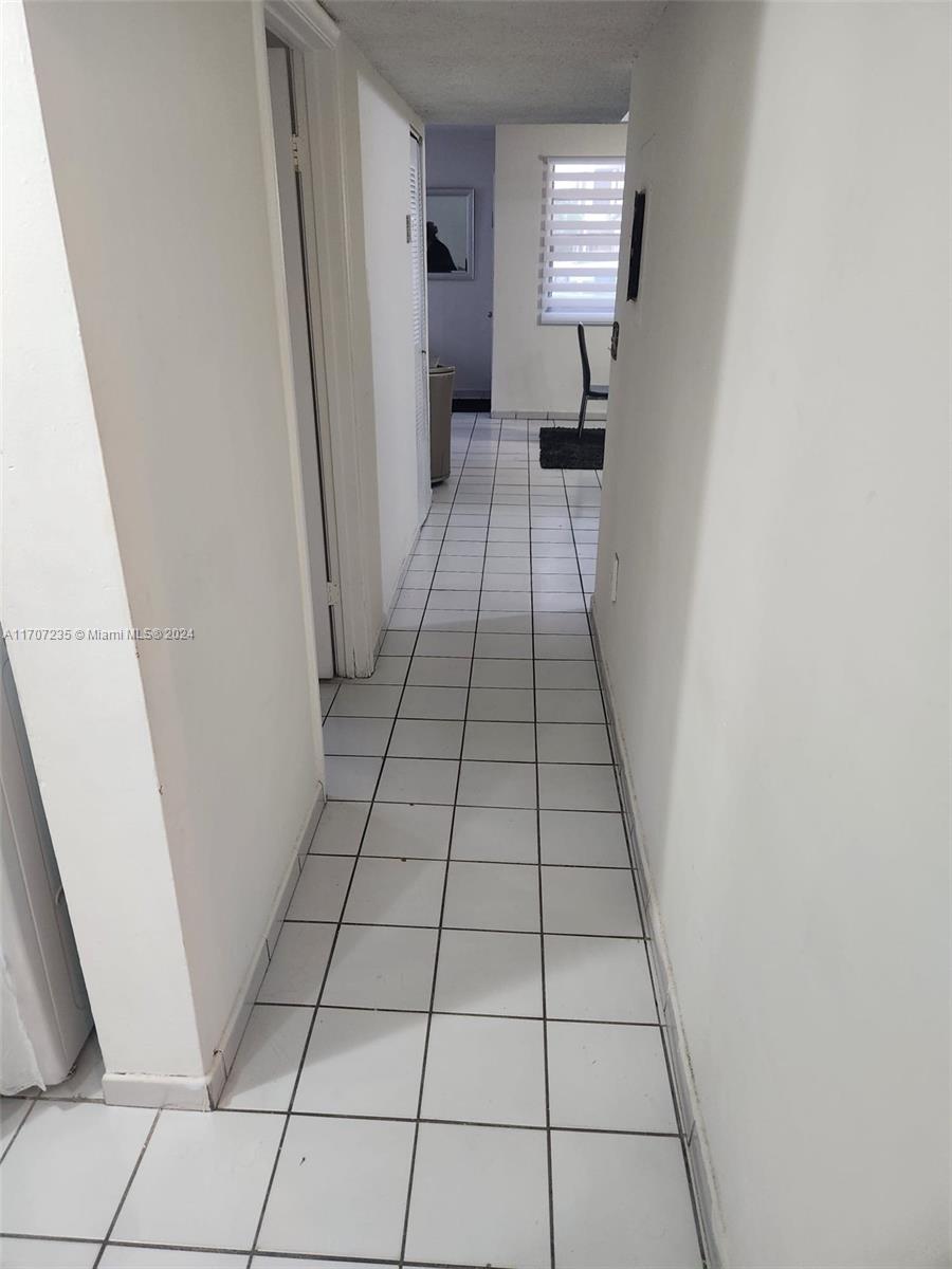 1725 W 58th St, Hialeah, Florida image 3