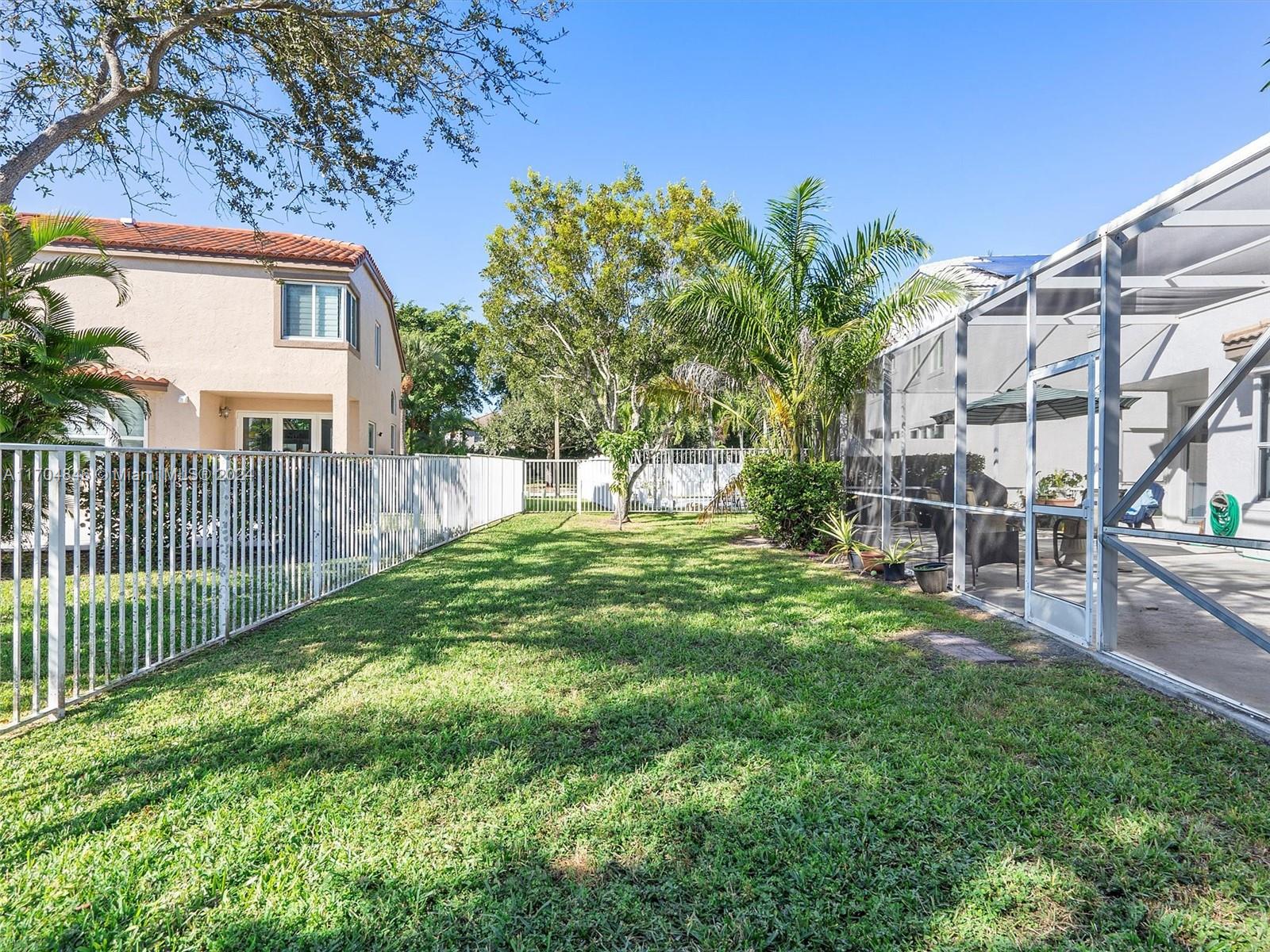 15608 NW 5th St, Pembroke Pines, Florida image 21