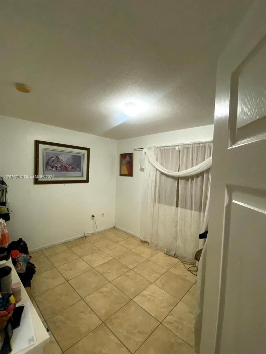 1334 W 42nd St #3, Hialeah, Florida image 18