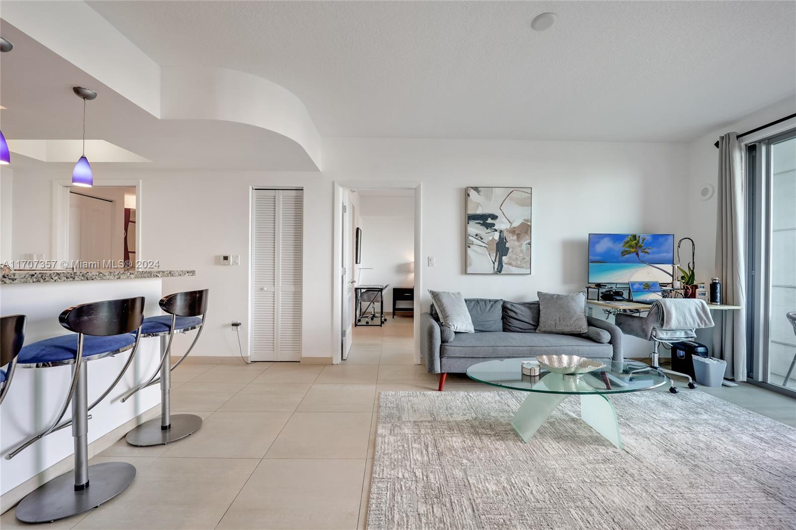 110 Washington Ave #1617, Miami Beach FL 33139