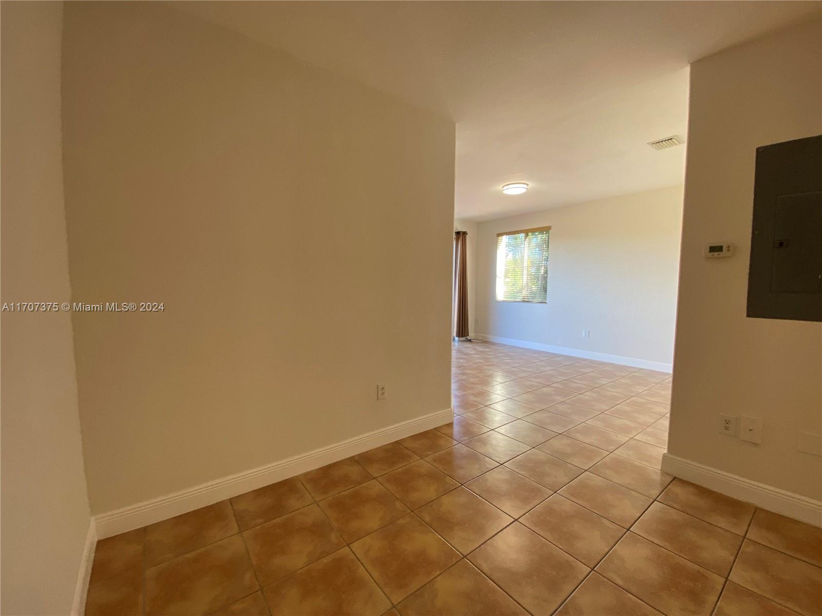 7317 NW 174th Ter #100, Hialeah, Florida image 12