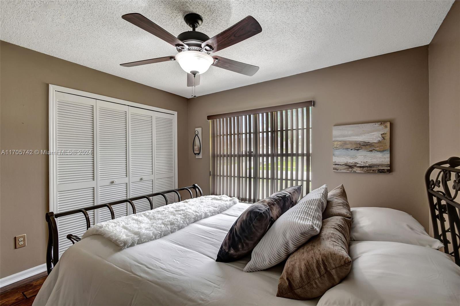 13029 Meadowbreeze Drive, Wellington, Florida image 35