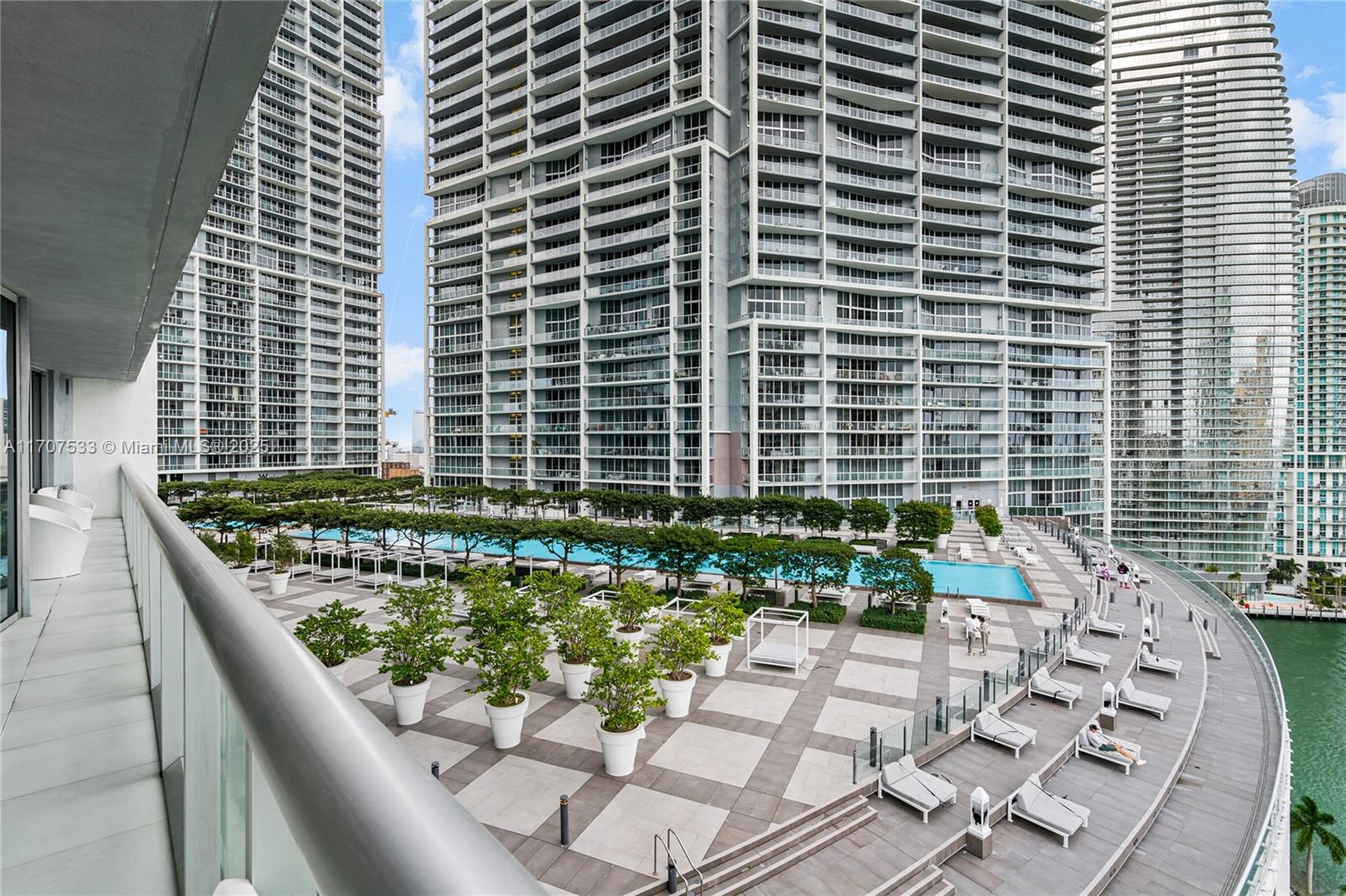 495 Brickell Ave #1702, Miami, Florida image 5