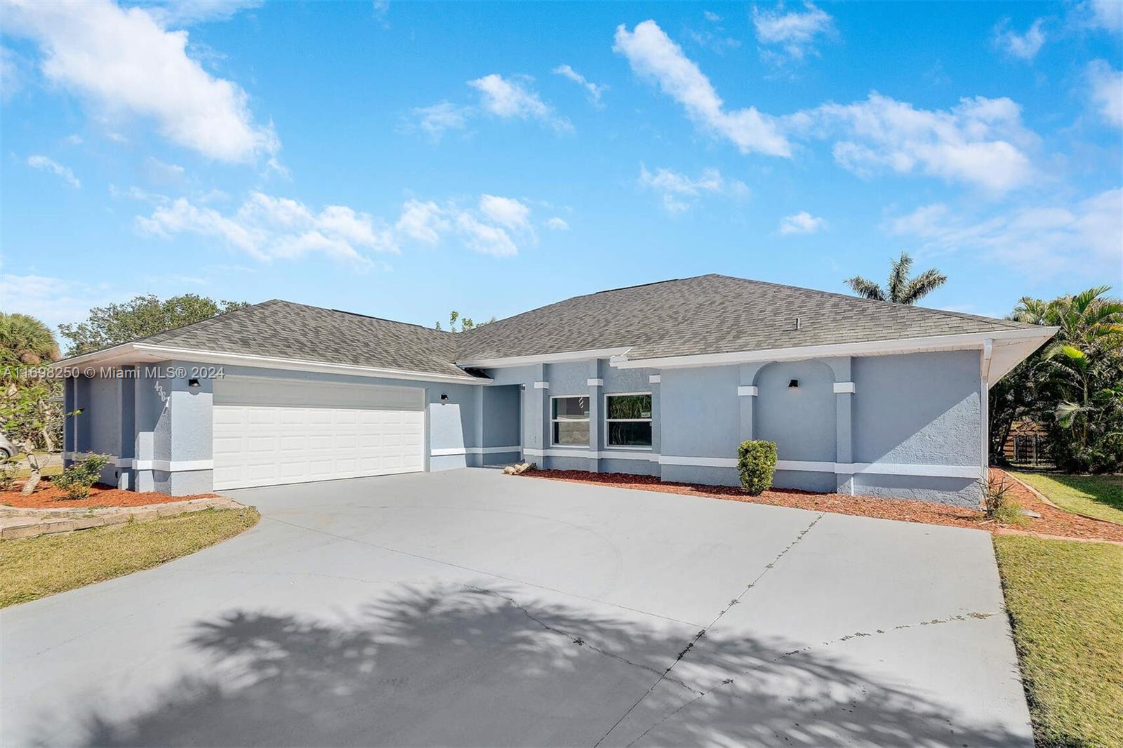 4367 Albacore Cir, Port Charlotte, Florida image 1