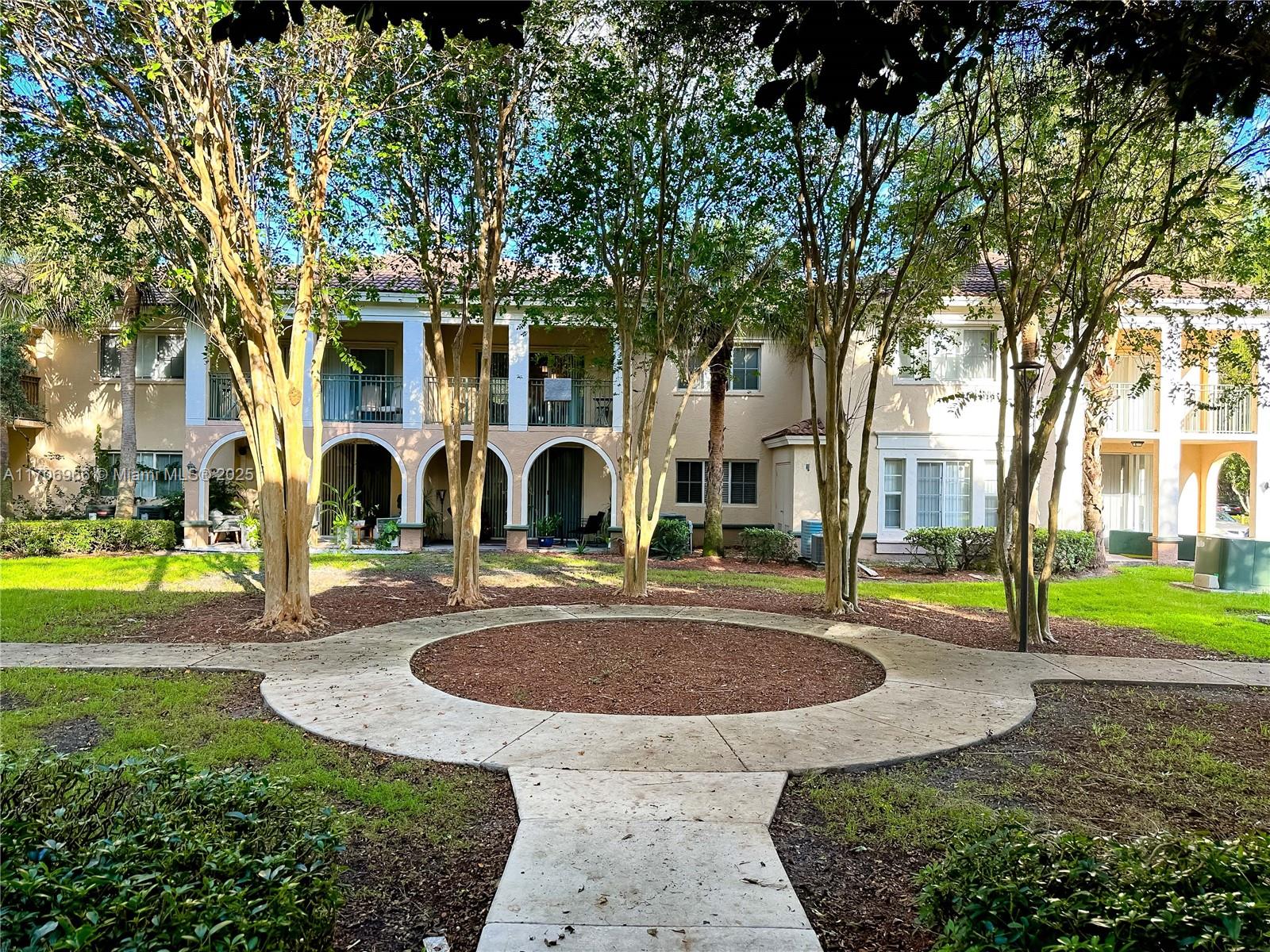 2564 Centergate Dr #208, Miramar, Florida image 35