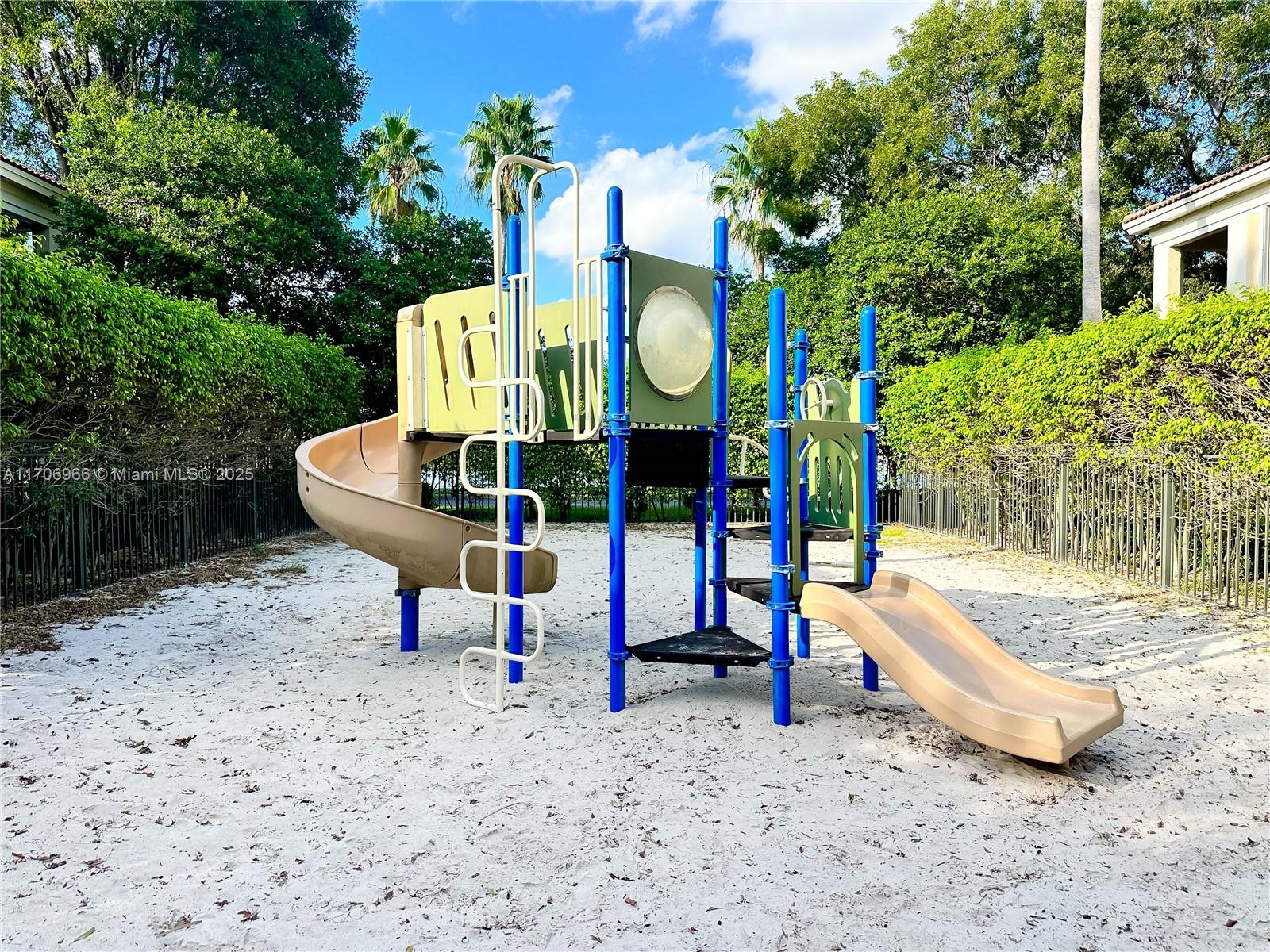 2564 Centergate Dr #208, Miramar, Florida image 40