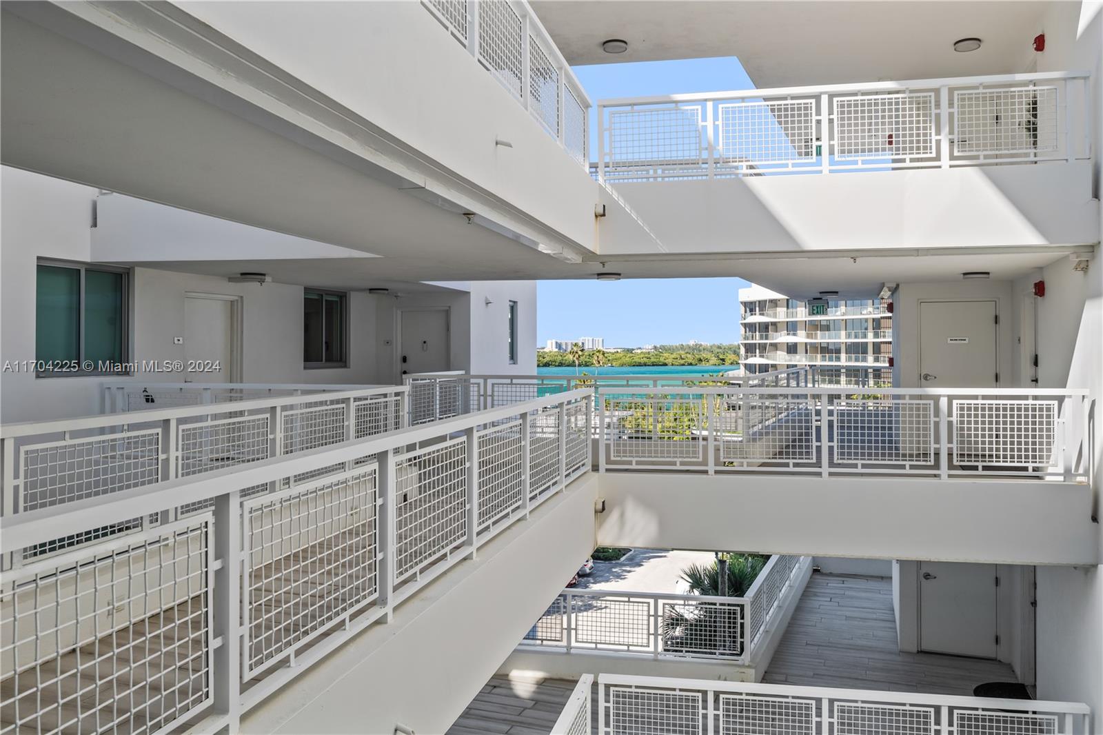 1133 102nd St #703, Bay Harbor Islands, Florida image 32