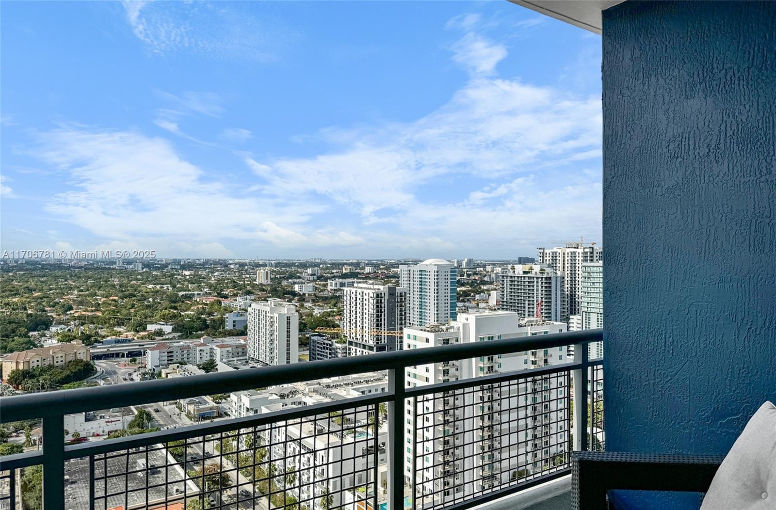 60 SW 13th St #2409, Miami FL 33130