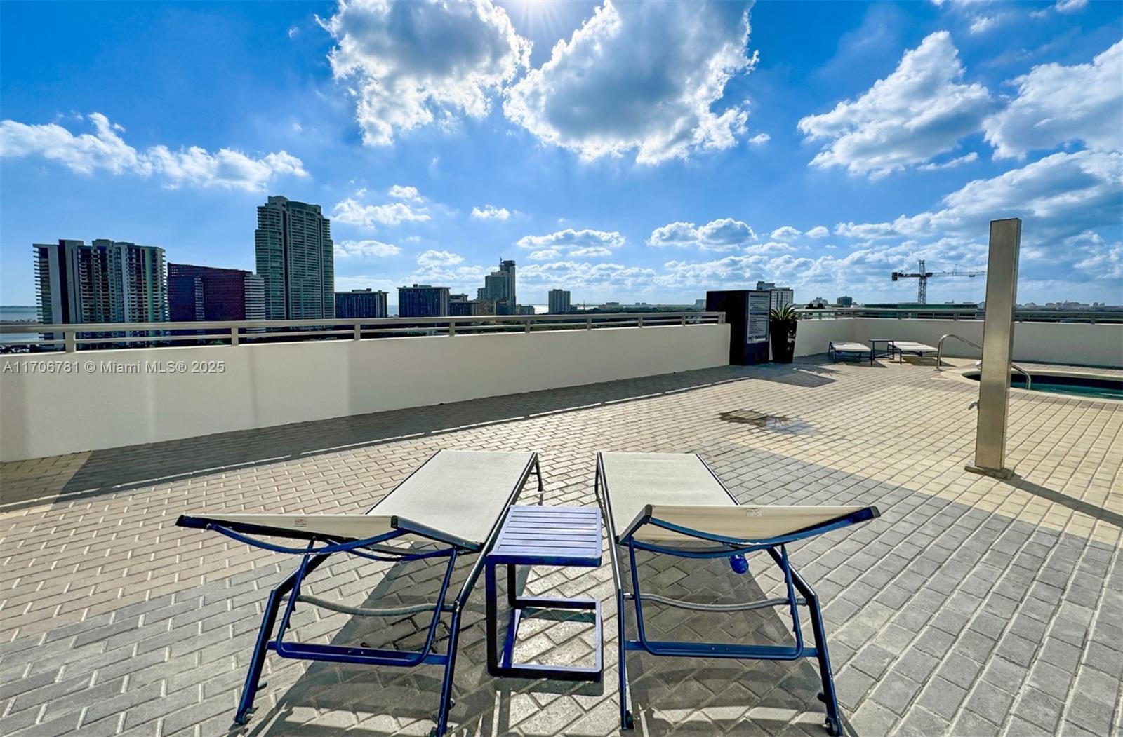 60 SW 13th St #2409, Miami FL 33130