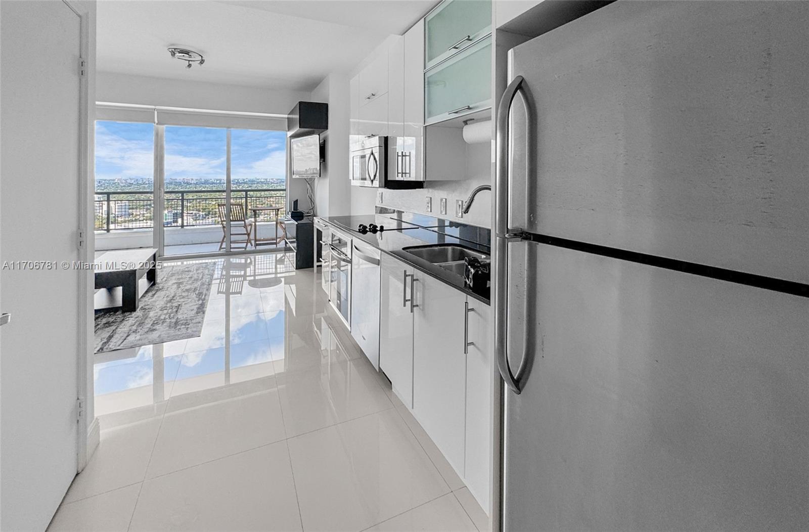 60 SW 13th St #2409, Miami FL 33130