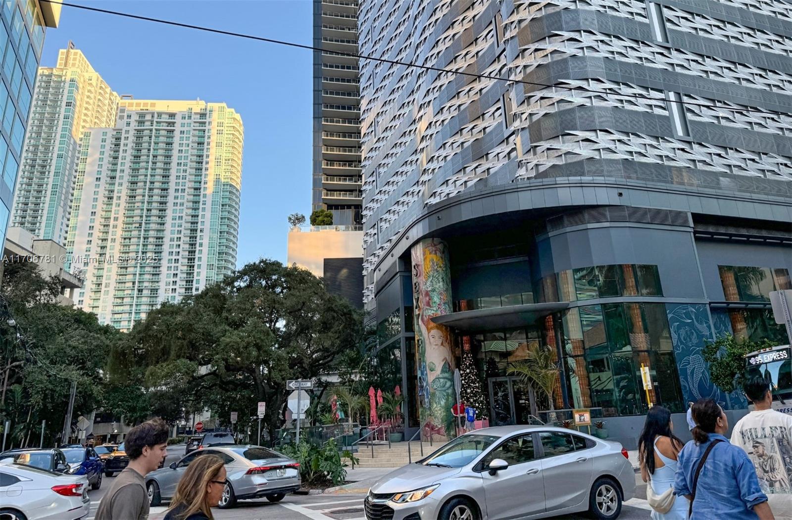 60 SW 13th St #2409, Miami FL 33130