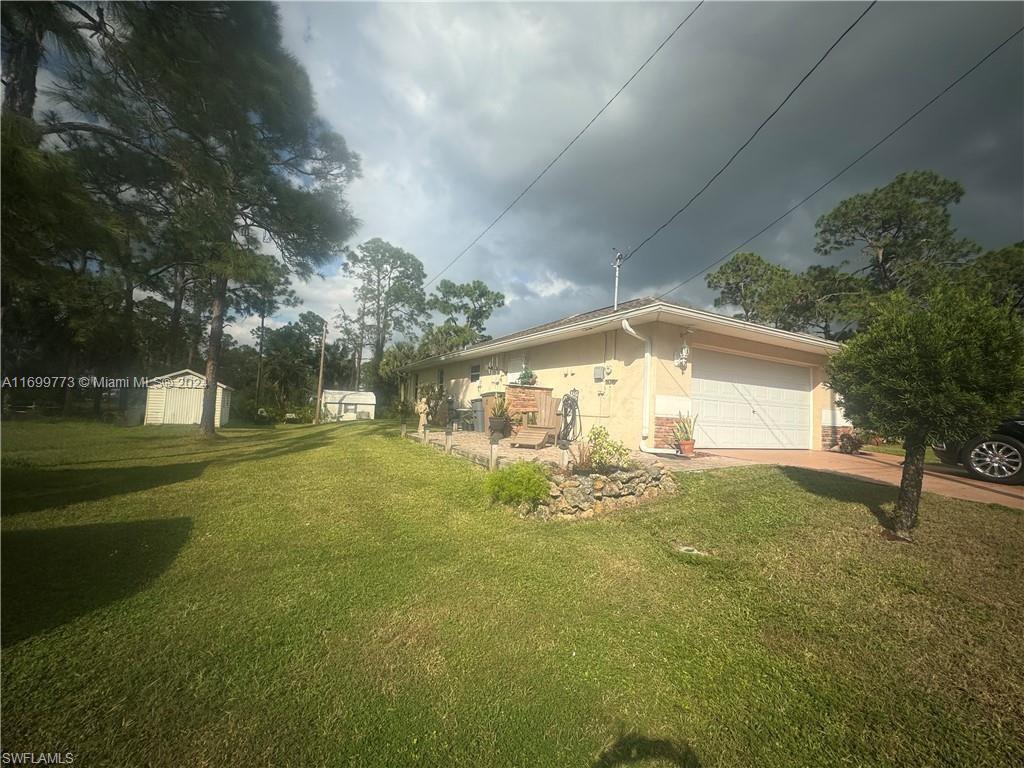 2908 14th St, Lehigh Acres, Florida image 5