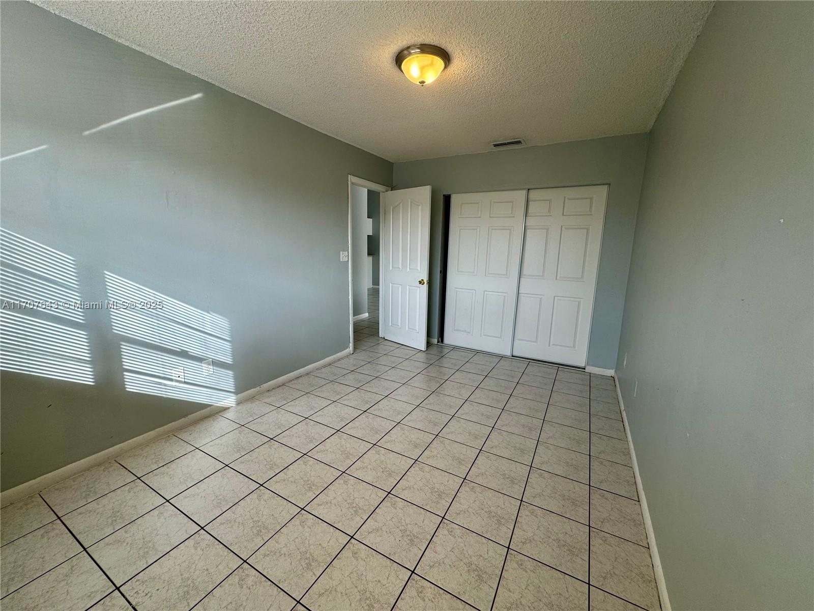 18250 Mediterranean Blvd #8-15 / 15-8, Hialeah, Florida image 11