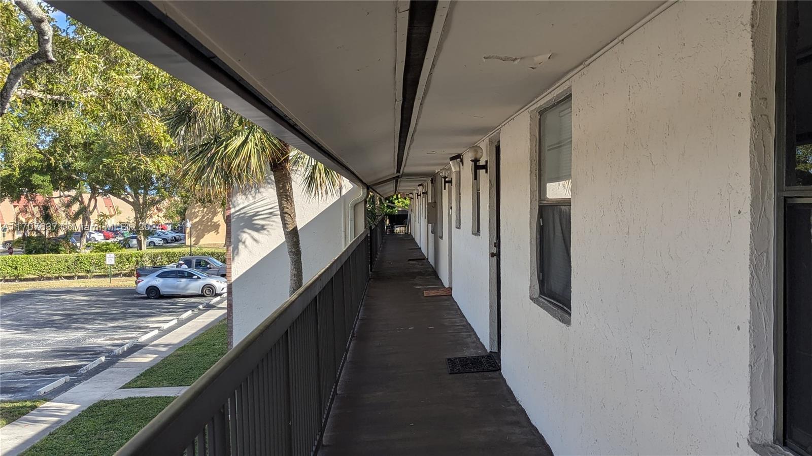 6001 Shakerwood Cir #205, Tamarac, Florida image 3