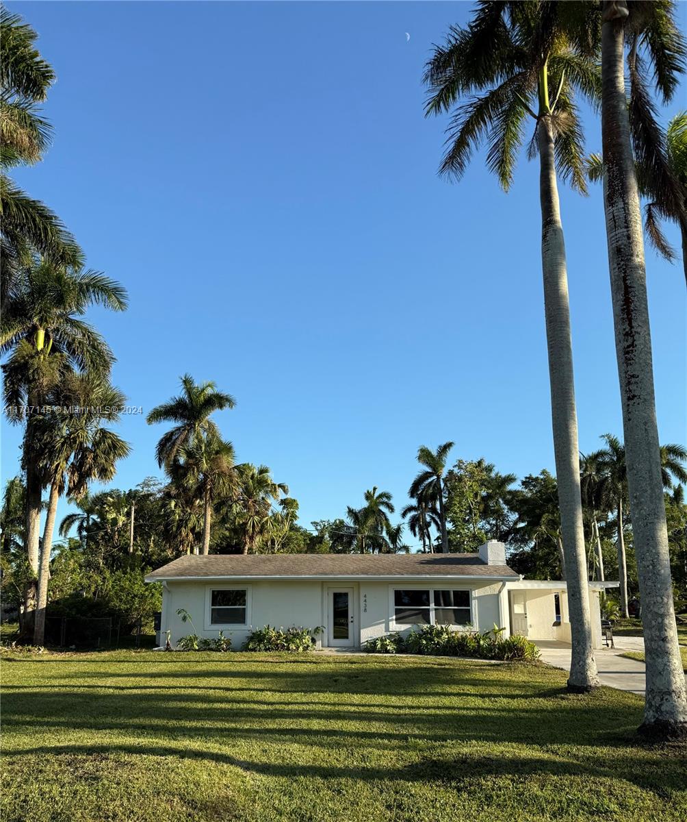 4438 E Riverside Drive, Fort Myers, Florida image 3