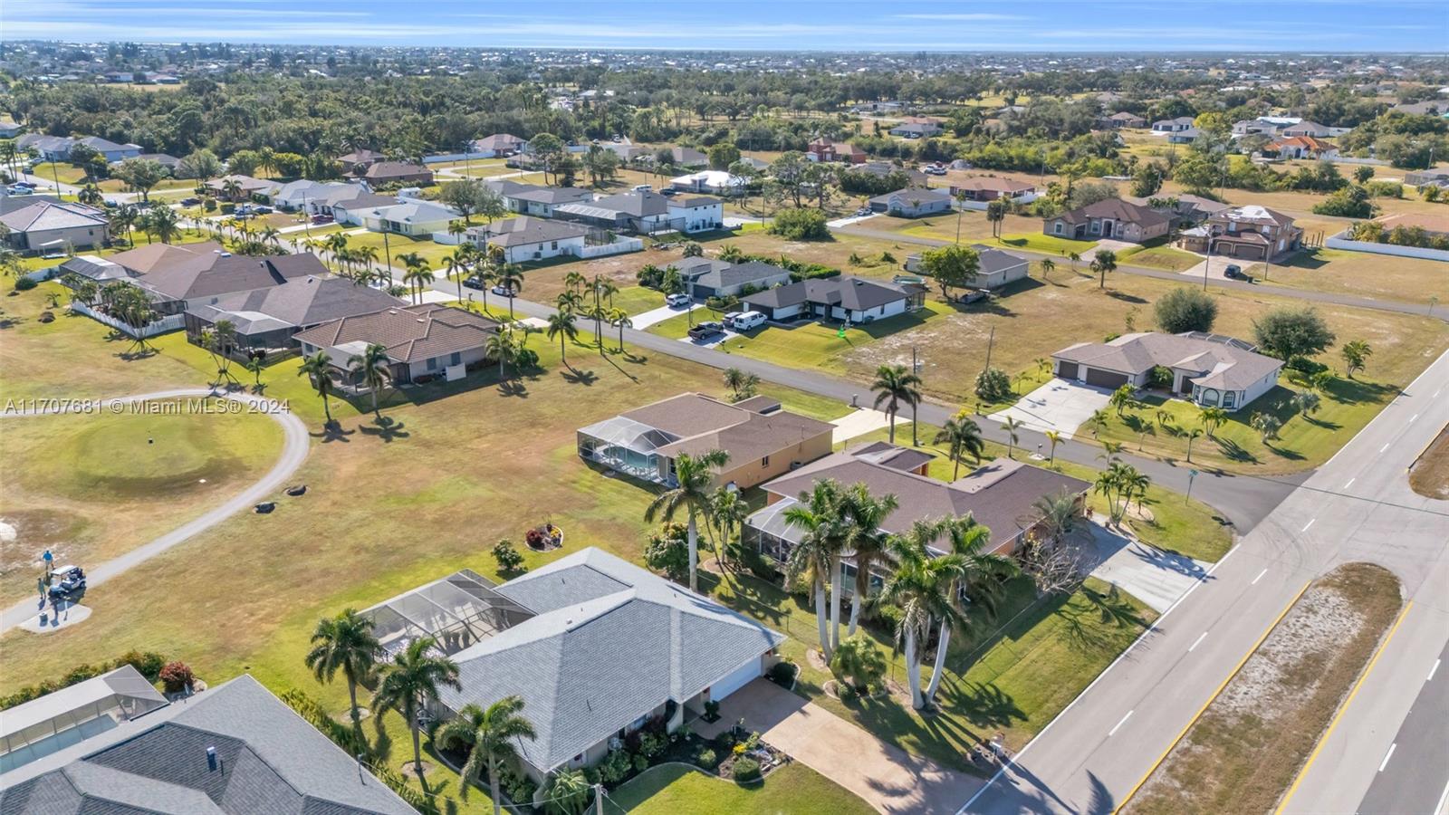 Residential, Cape Coral, Florida image 33