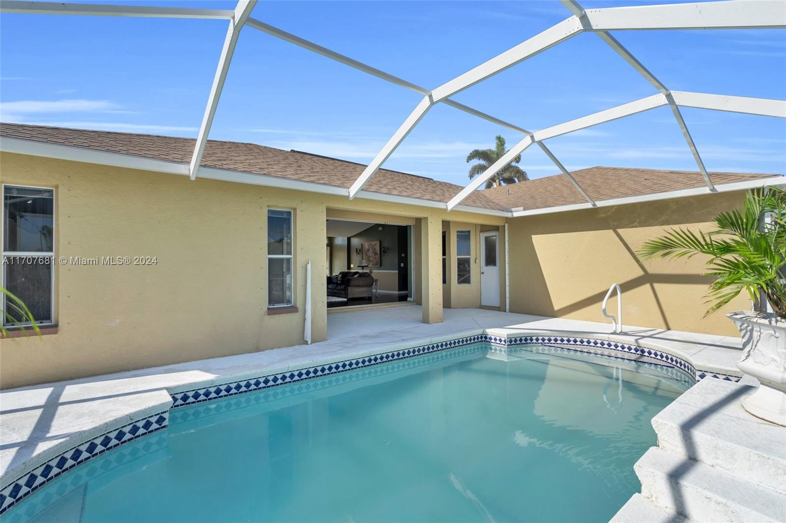 Residential, Cape Coral, Florida image 4