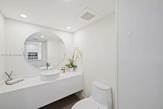 Listing Photo 9
