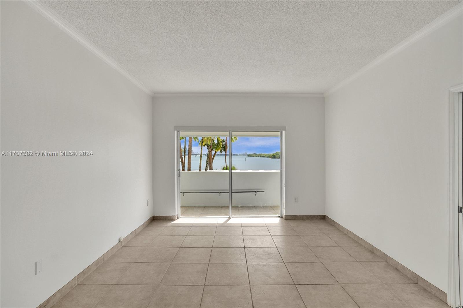 500 Bayview Dr #118, Sunny Isles Beach, Florida image 35