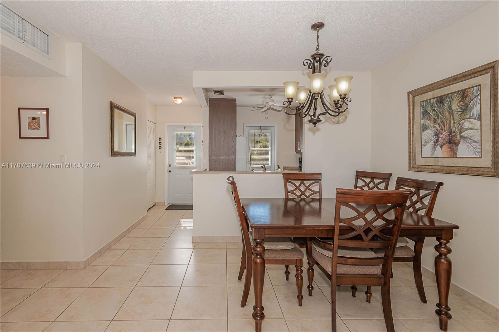 4805 NW 35th St #404, Lauderdale Lakes, Florida image 10